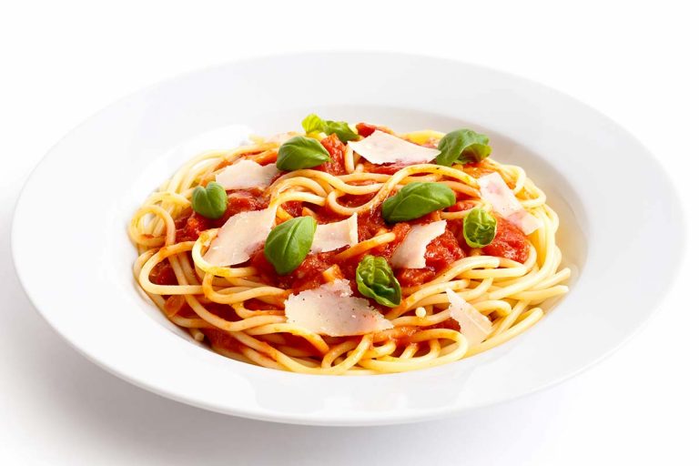 Spaghetti bio senatore cappelli al pomodoro e basilico