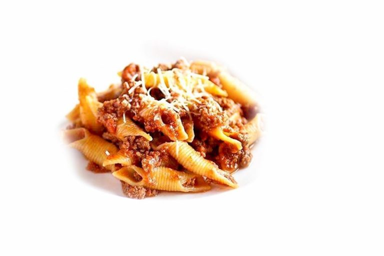 Garganelli all&rsquo;uovo con rag&ugrave; di carne