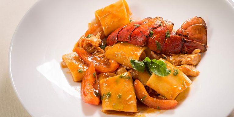 Paccheri con astice