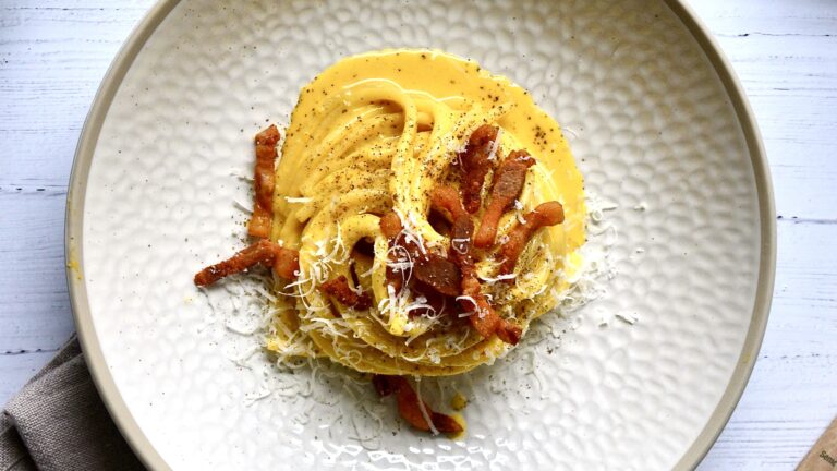 Espaguetis a la carbonara